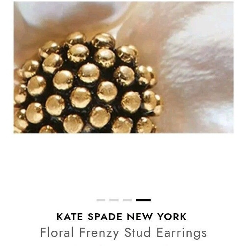 NWT Kate Spade Floral Frenzy Pearl Flower Stud Earrings Gold Tone Vtg Rare - Picture 3 of 13
